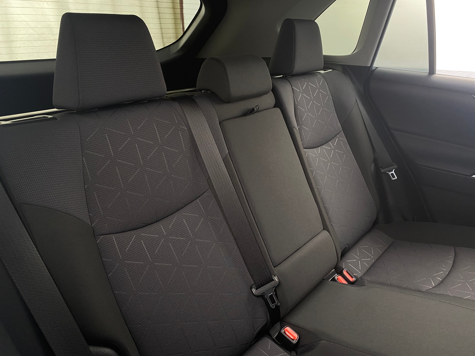 Thumbnail: 2020 Toyota RAV4 - 6