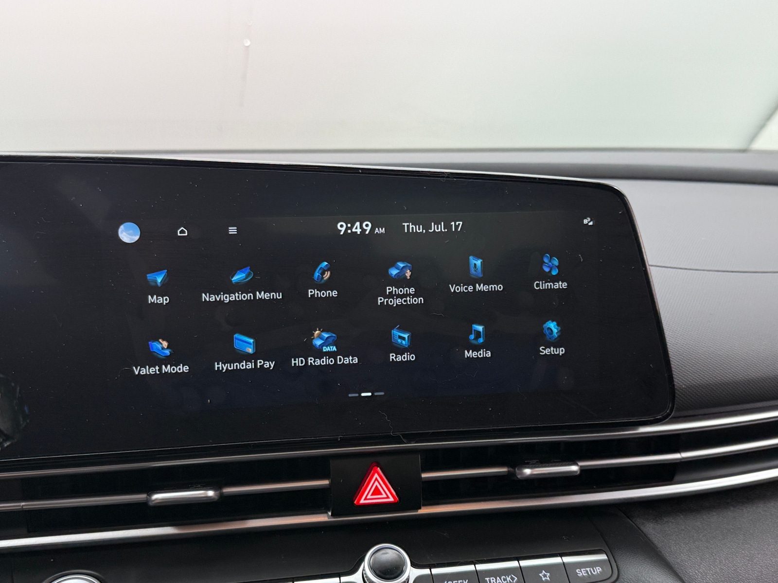Thumbnail: 2023 Hyundai Elantra - 4