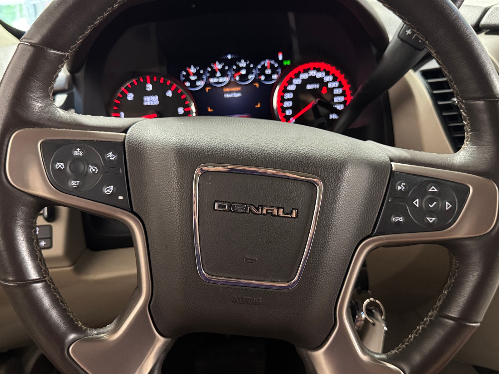 Thumbnail: 2016 GMC Yukon - 5