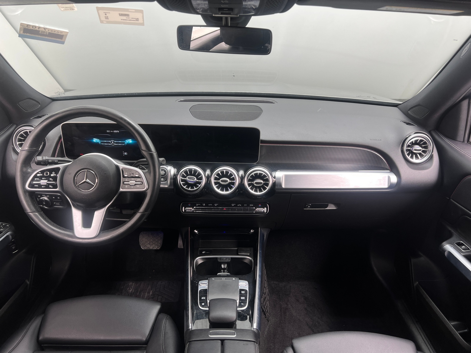 Thumbnail: 2020 Mercedes-Benz GLB - 2
