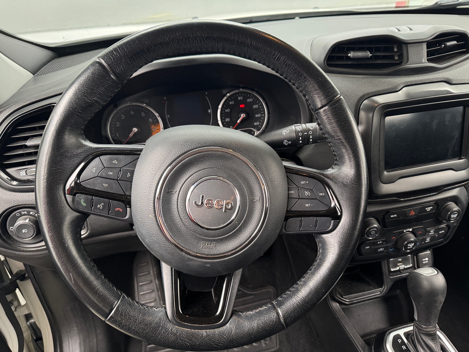 Thumbnail: 2018 Jeep Renegade - 5