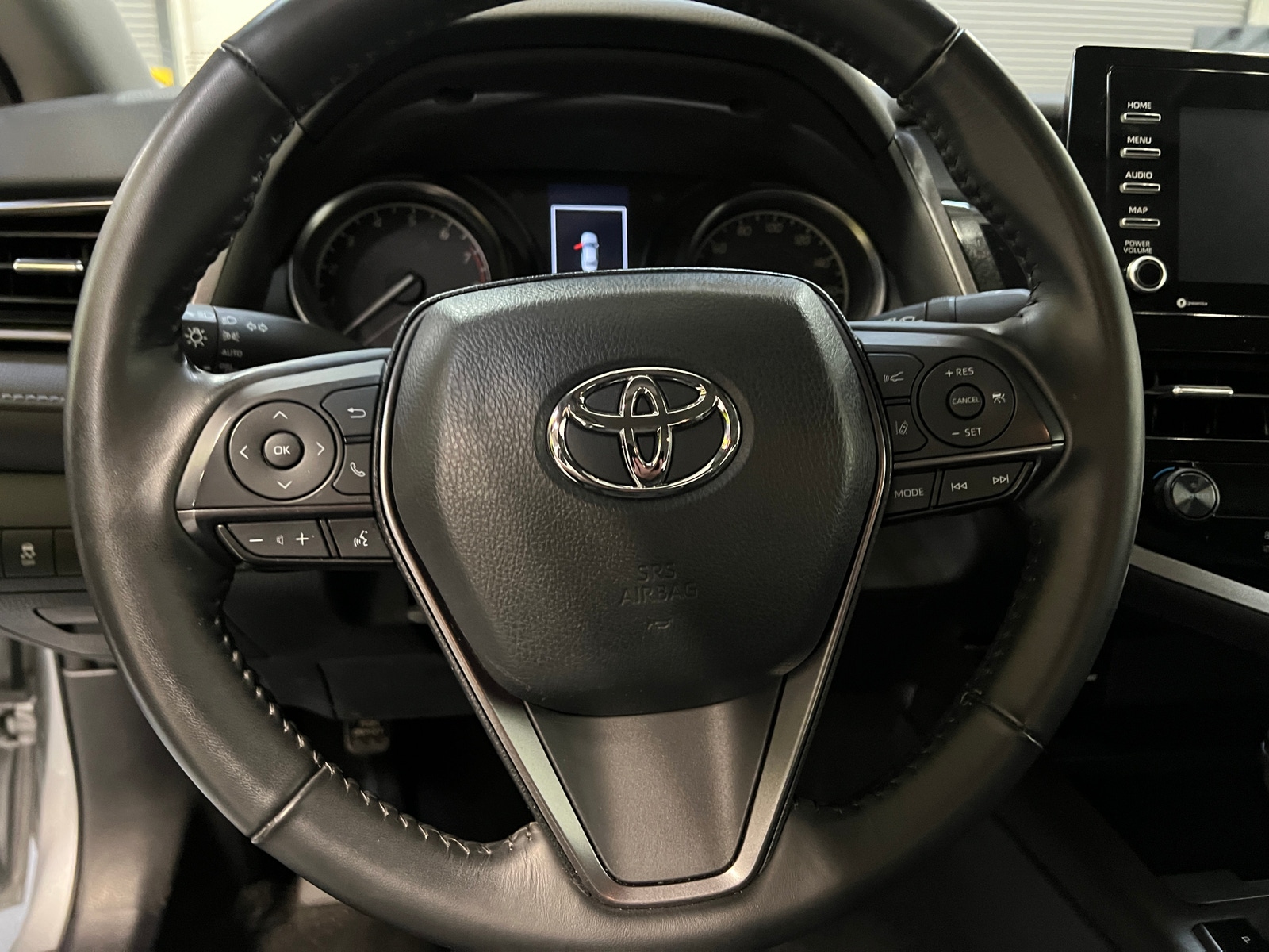 Thumbnail: 2023 Toyota Camry - 5