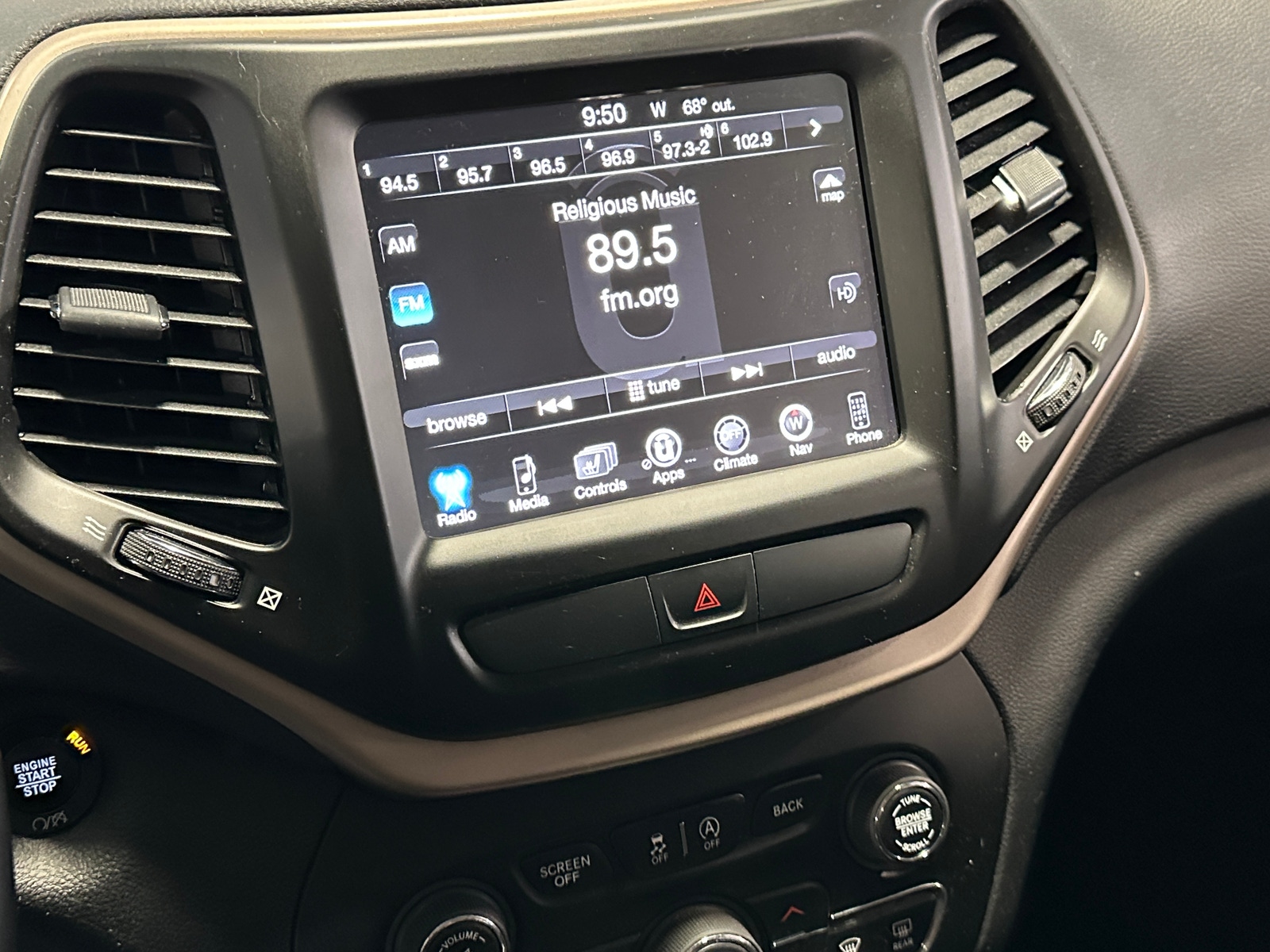 Thumbnail: 2016 Jeep Cherokee - 3