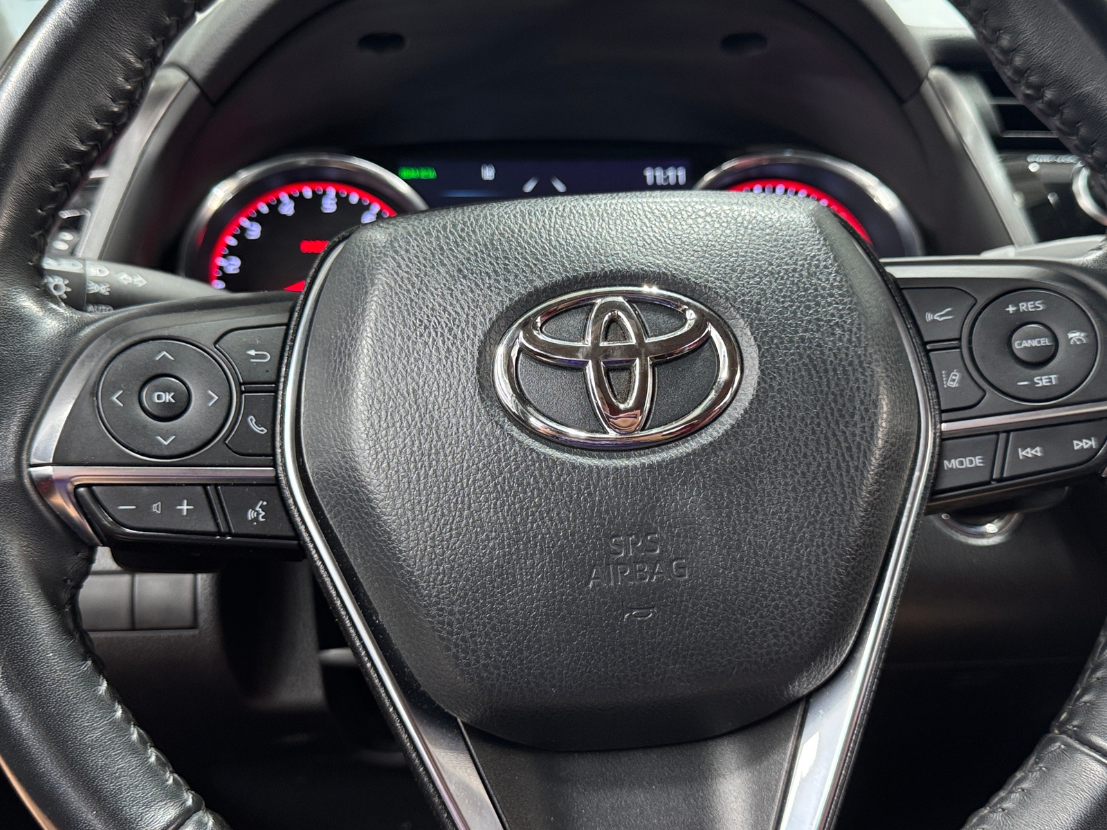 Thumbnail: 2020 Toyota Camry - 4