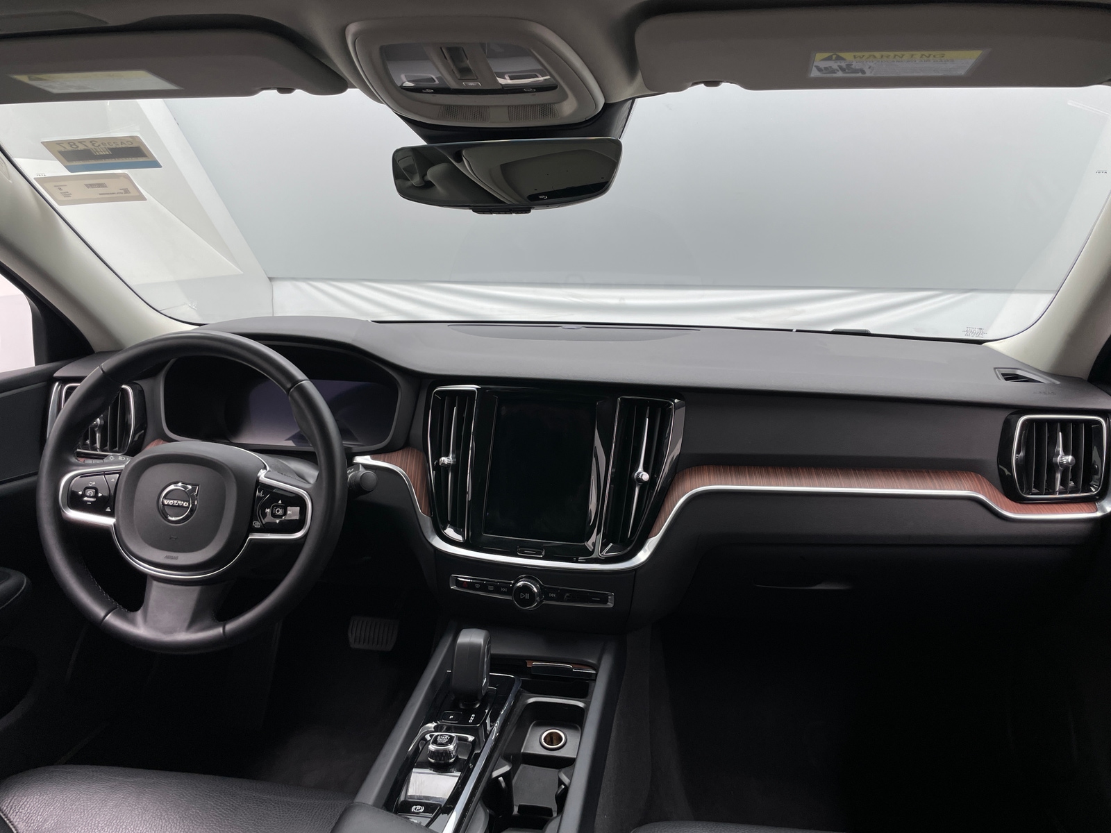 Thumbnail: 2024 Volvo S60 - 2