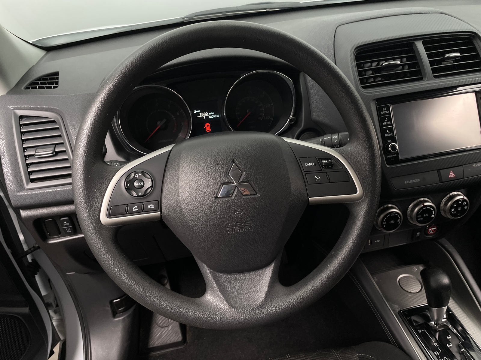 Thumbnail: 2022 Mitsubishi Outlander Sport - 5