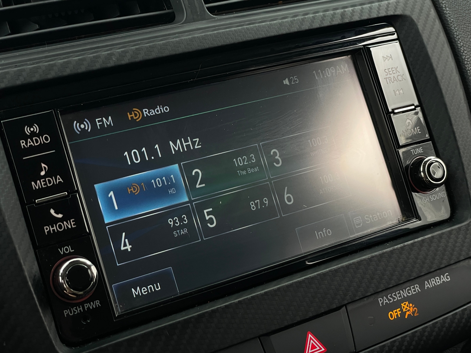 Thumbnail: 2022 Mitsubishi Outlander Sport - 4