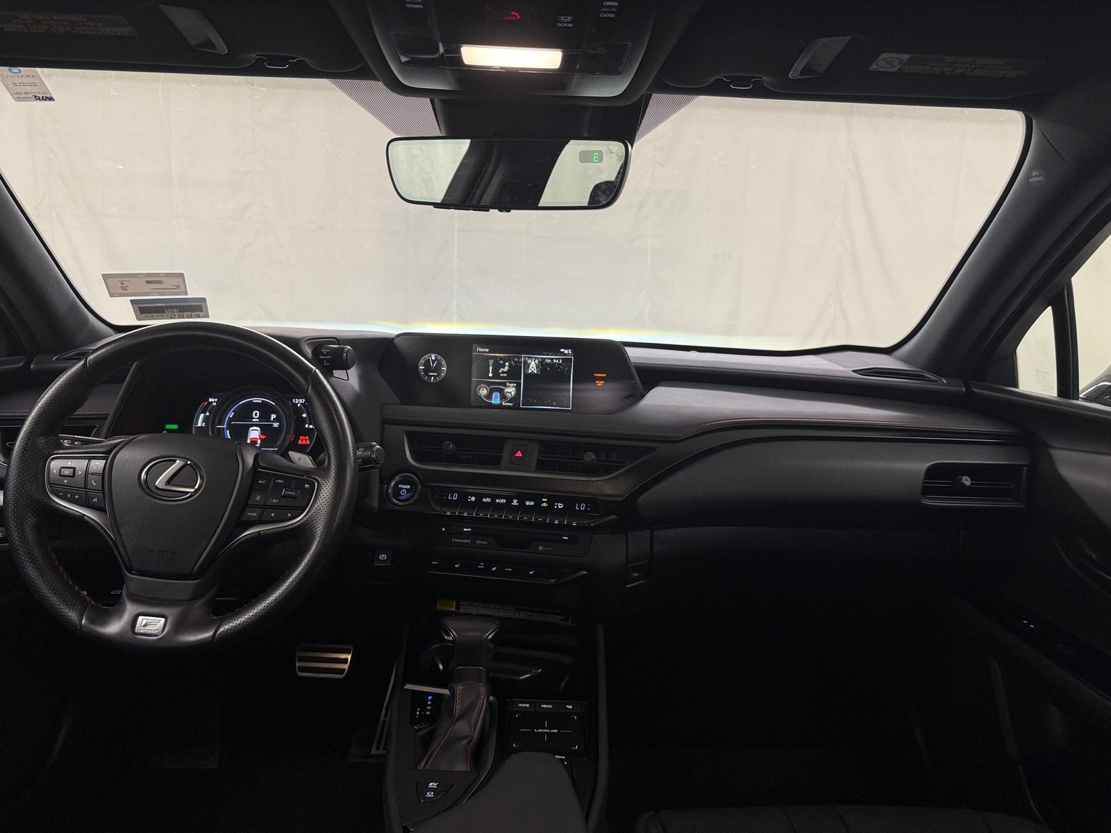 Thumbnail: 2021 Lexus UX - 2