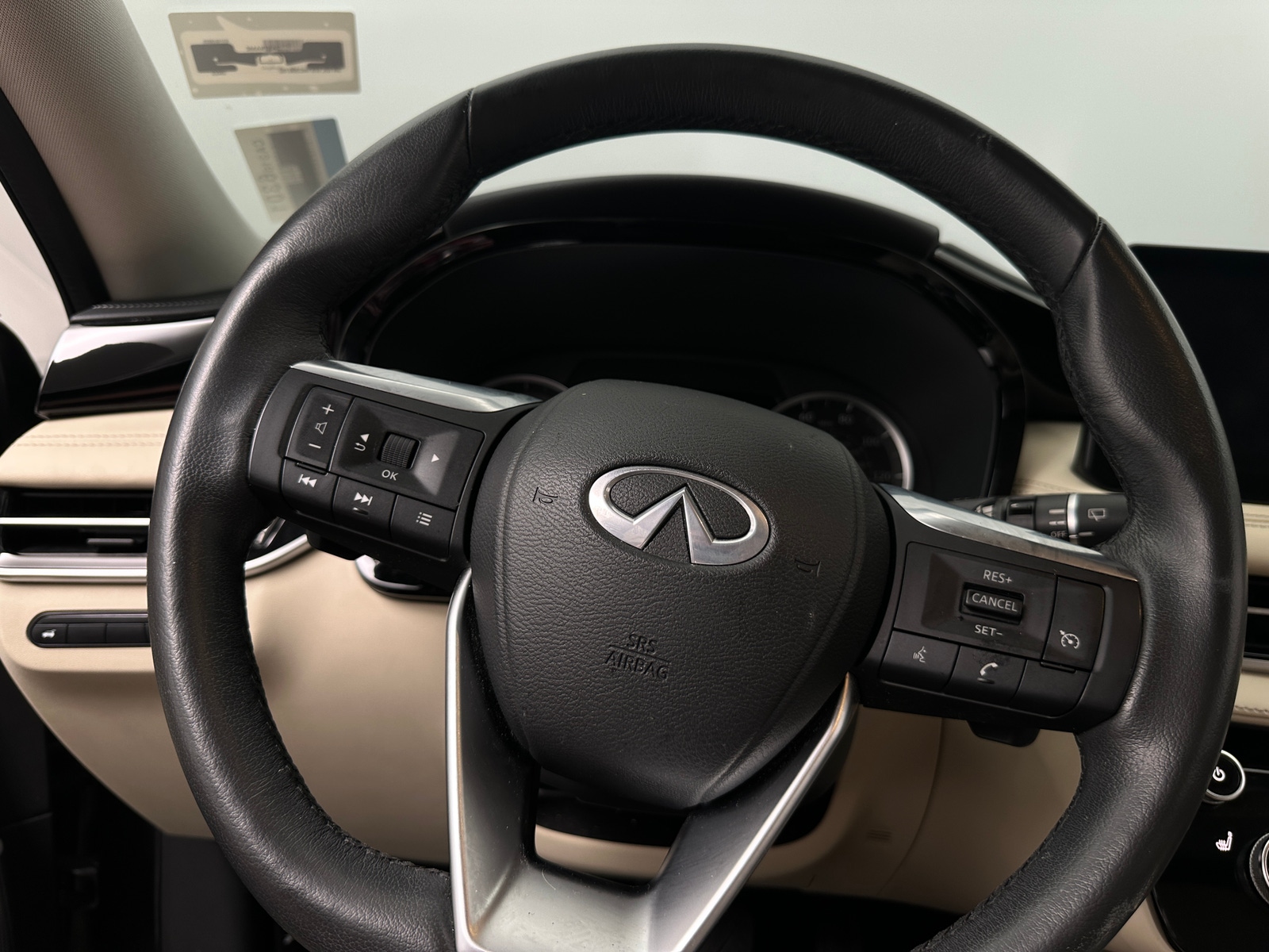 Thumbnail: 2022 INFINITI QX60 - 4