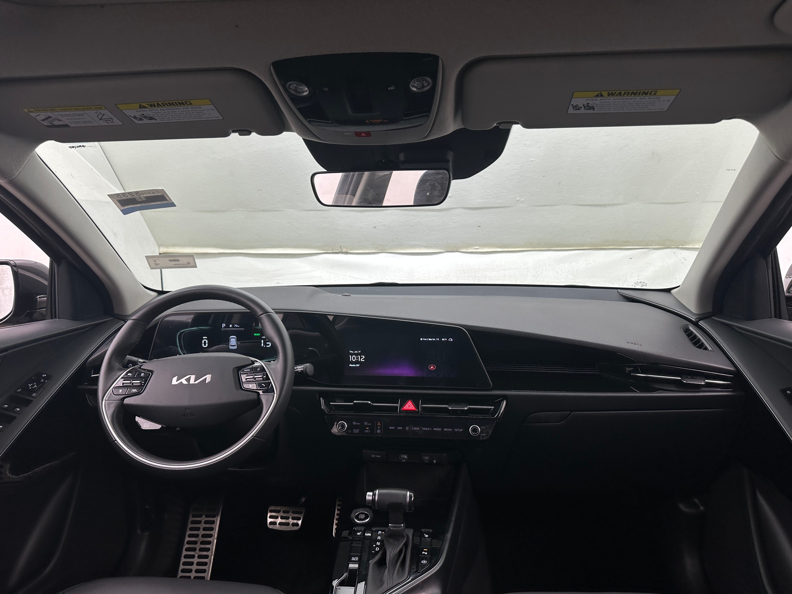 Thumbnail: 2023 Kia Niro - 3