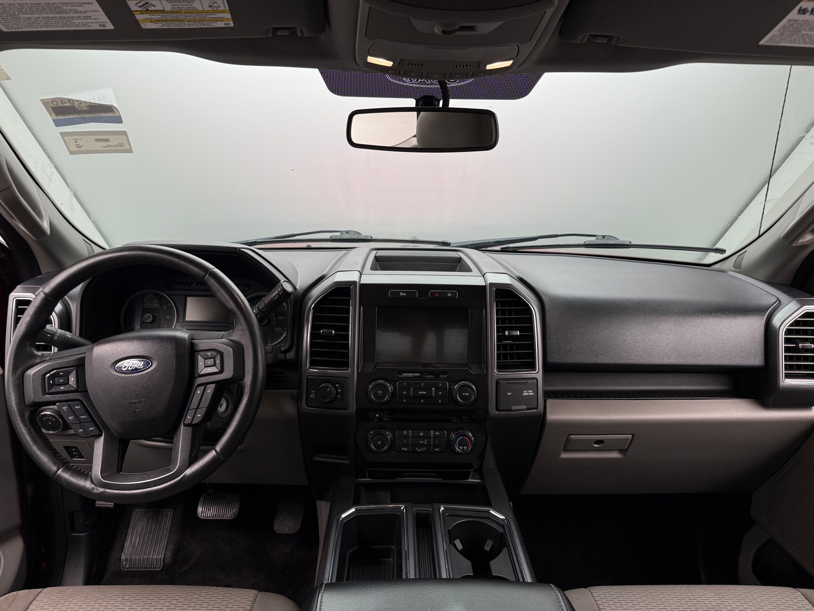 Thumbnail: 2017 Ford Econoline - 3