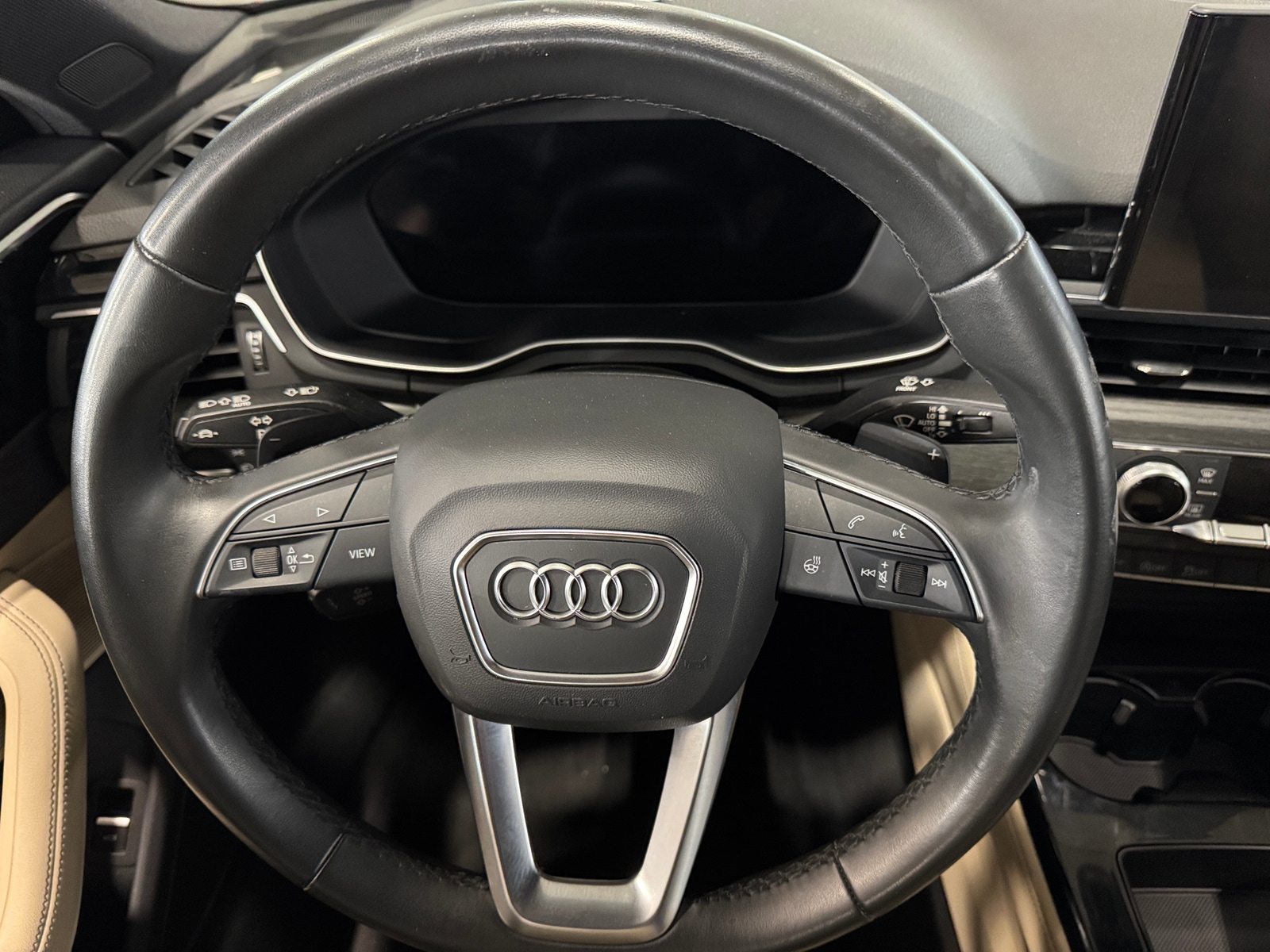 Thumbnail: 2023 Audi A4 - 4