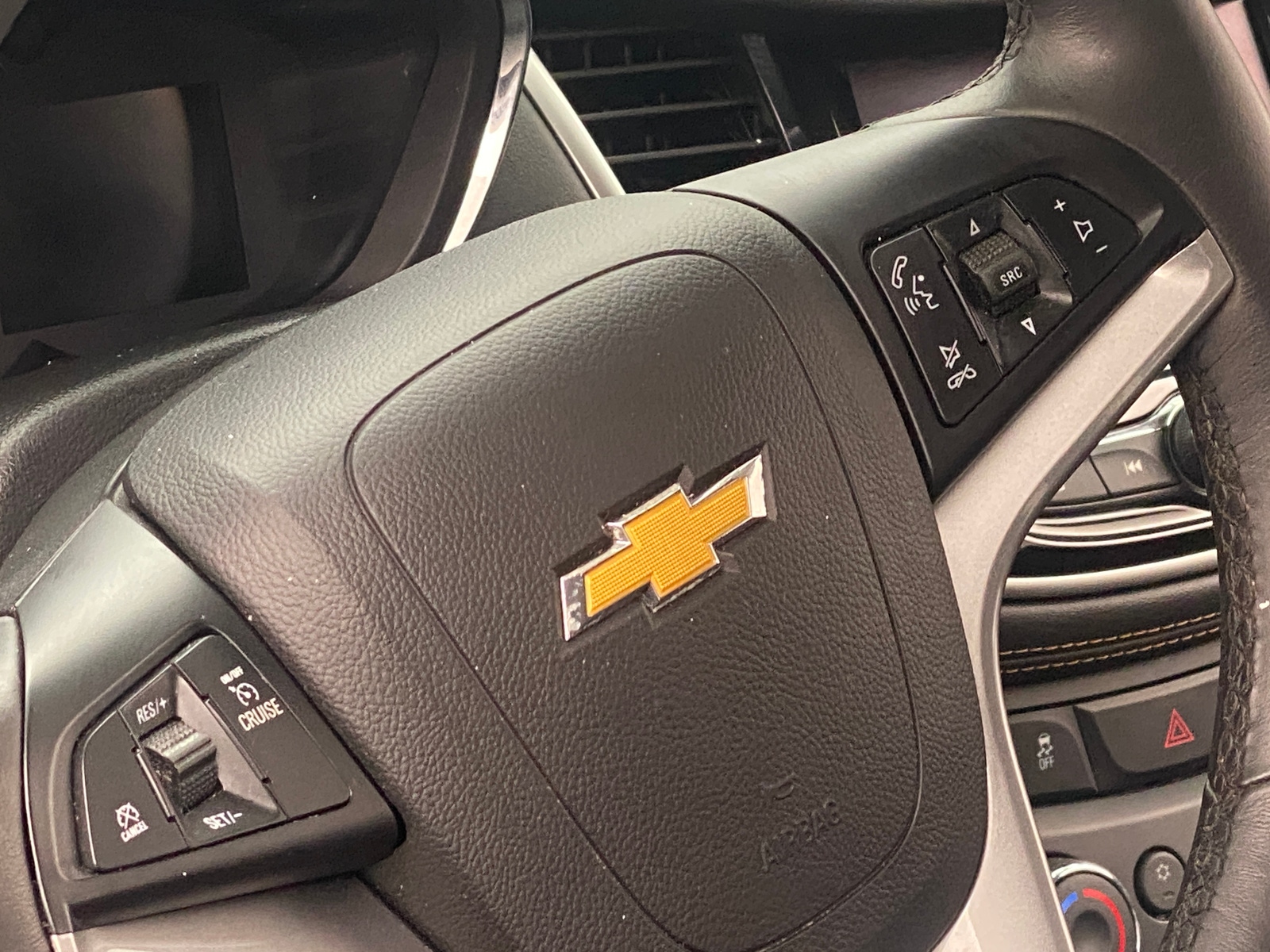 Thumbnail: 2021 Chevrolet Trax - 5