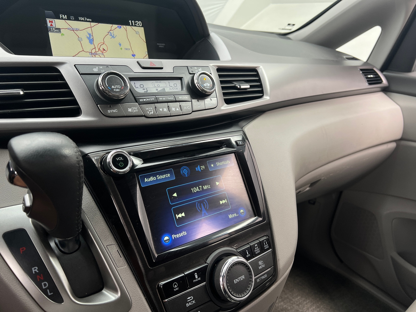 Thumbnail: 2015 Honda Odyssey - 3