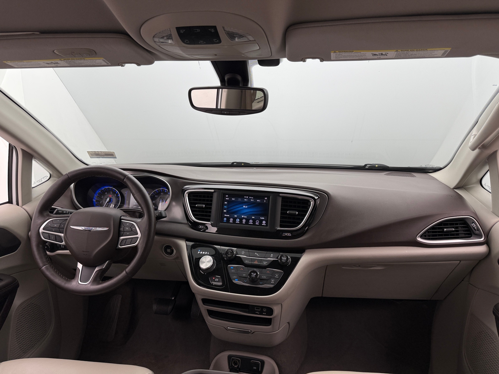 Thumbnail: 2019 Chrysler Pacifica - 2