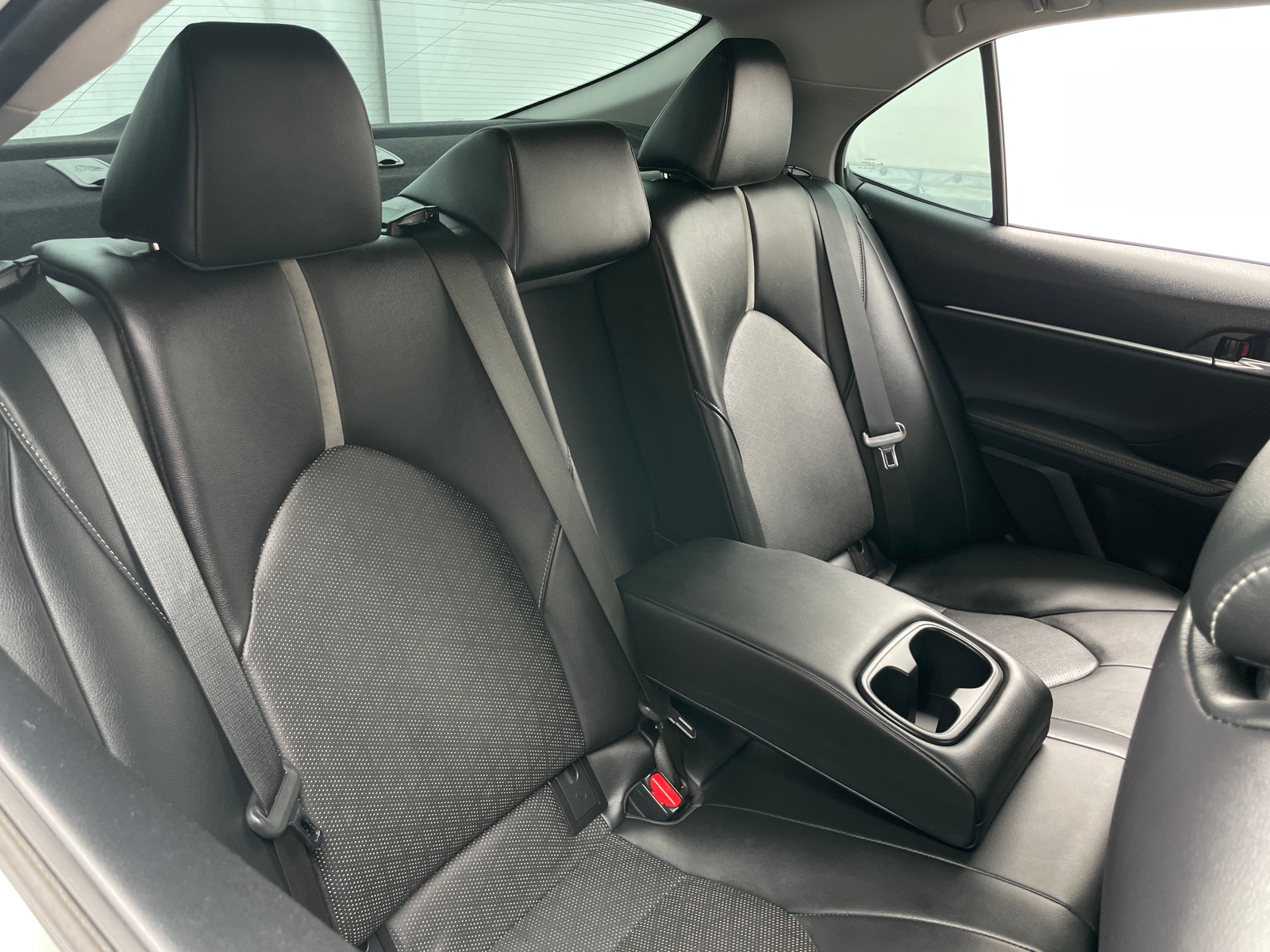 Thumbnail: 2021 Toyota Camry - 5