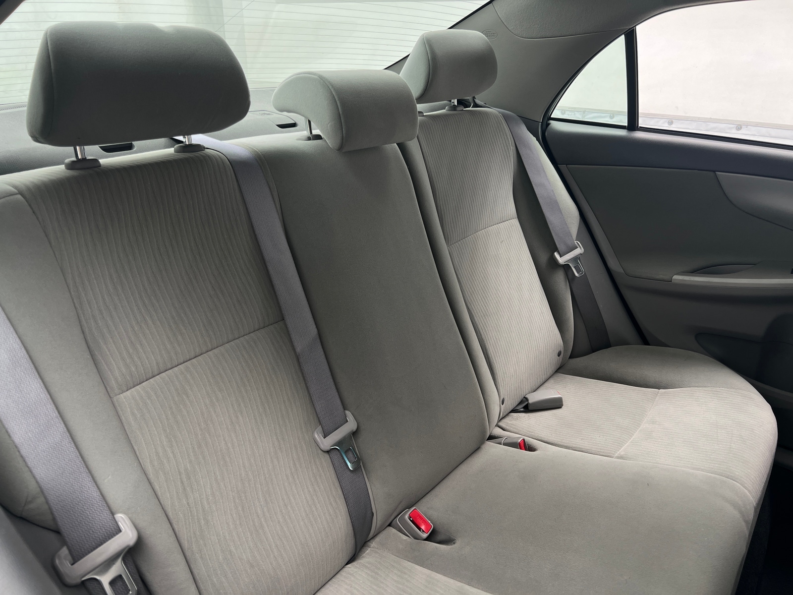 Thumbnail: 2010 Toyota Corolla - 6