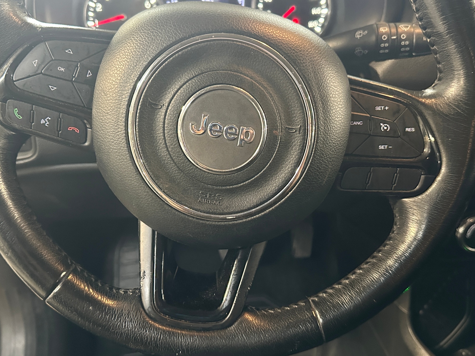 Thumbnail: 2017 Jeep Renegade - 5