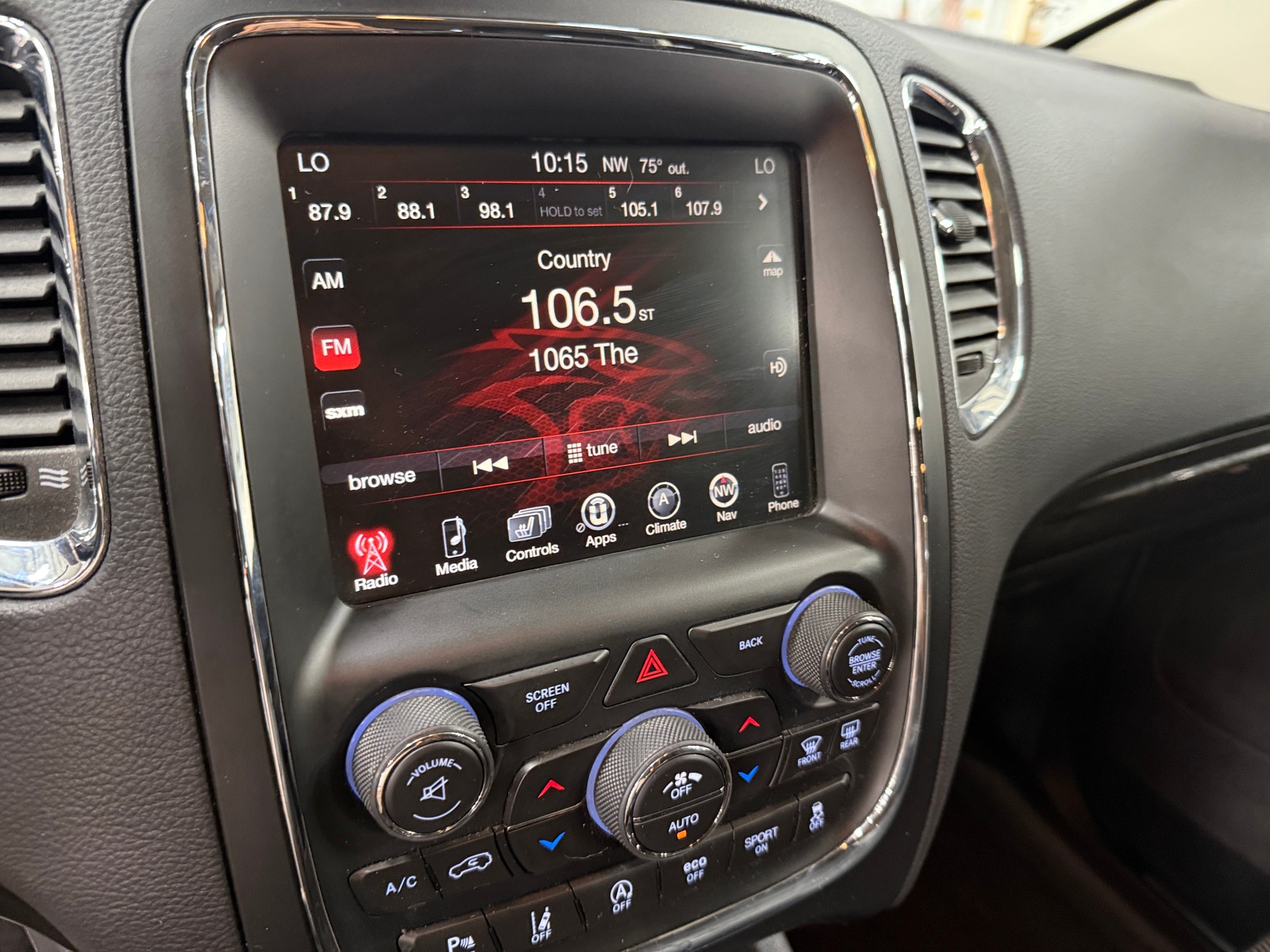 Thumbnail: 2017 Dodge Durango - 3