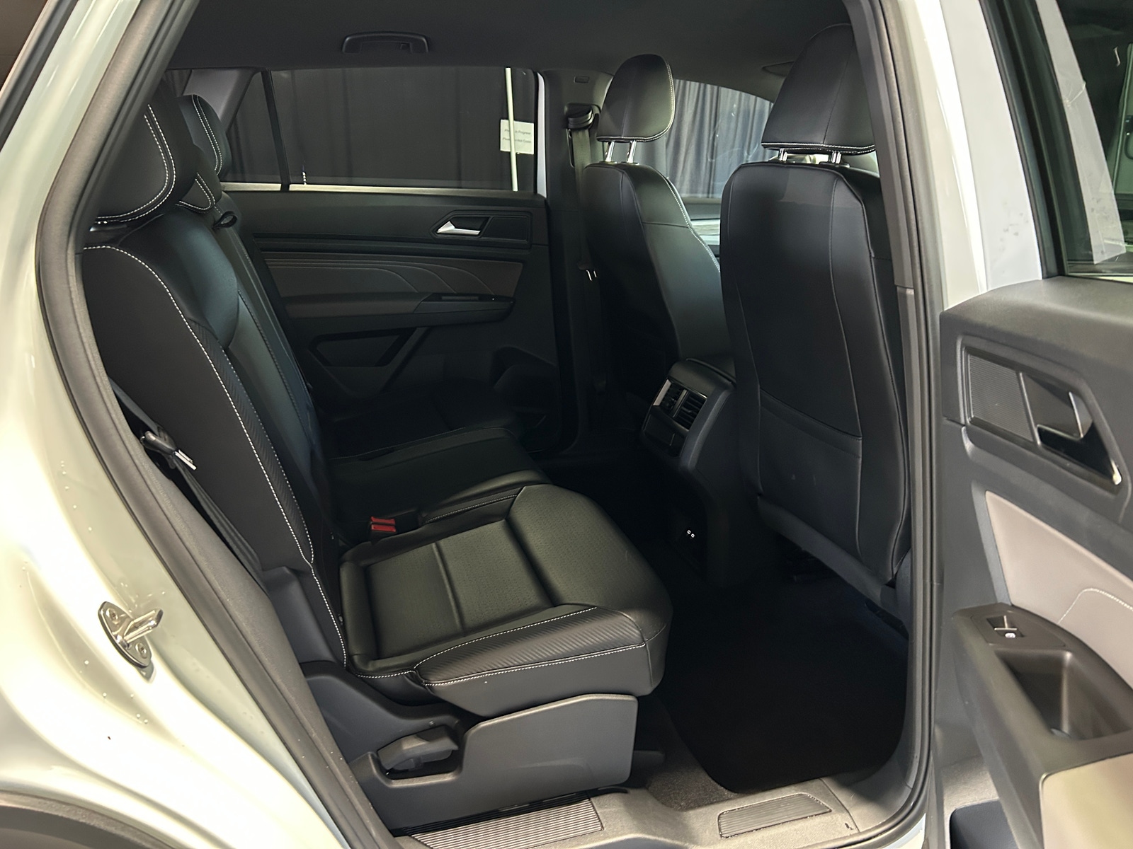 Thumbnail: 2022 Volkswagen Atlas - 5
