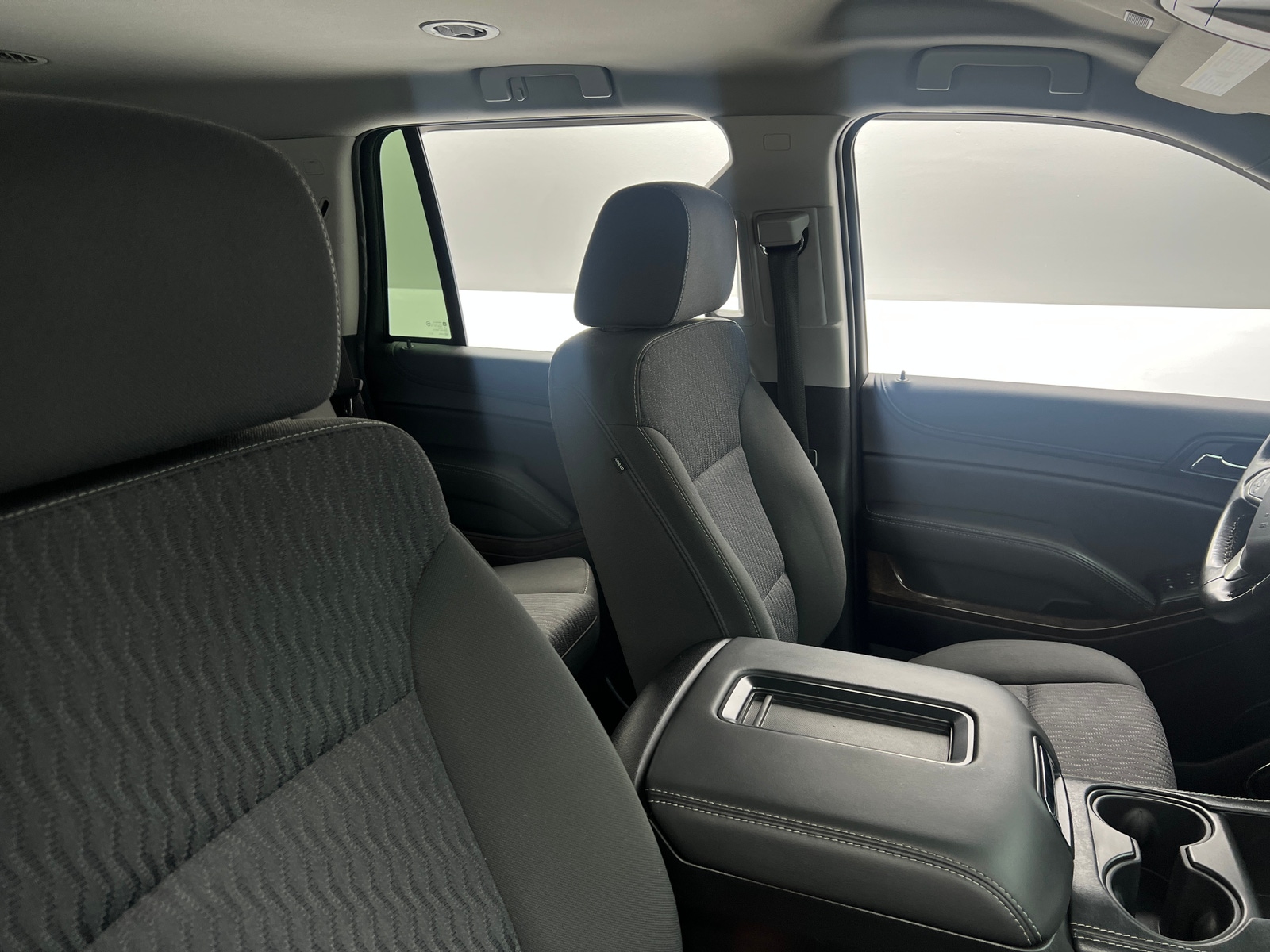 Thumbnail: 2019 Chevrolet Tahoe - 2