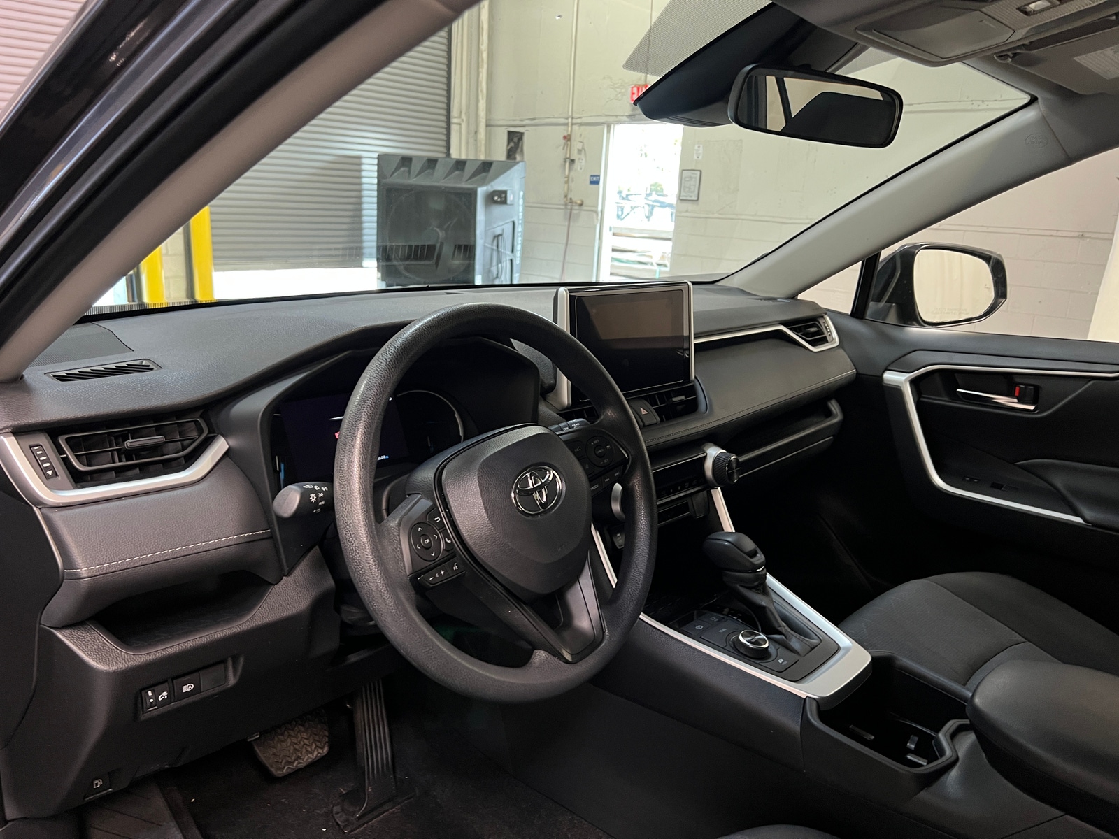 Thumbnail: 2024 Toyota RAV4 - 3