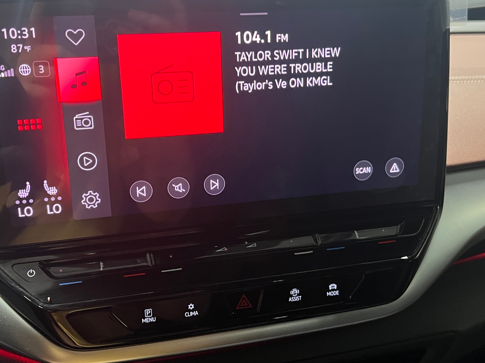 Thumbnail: 2021 Volkswagen ID.4 - 3