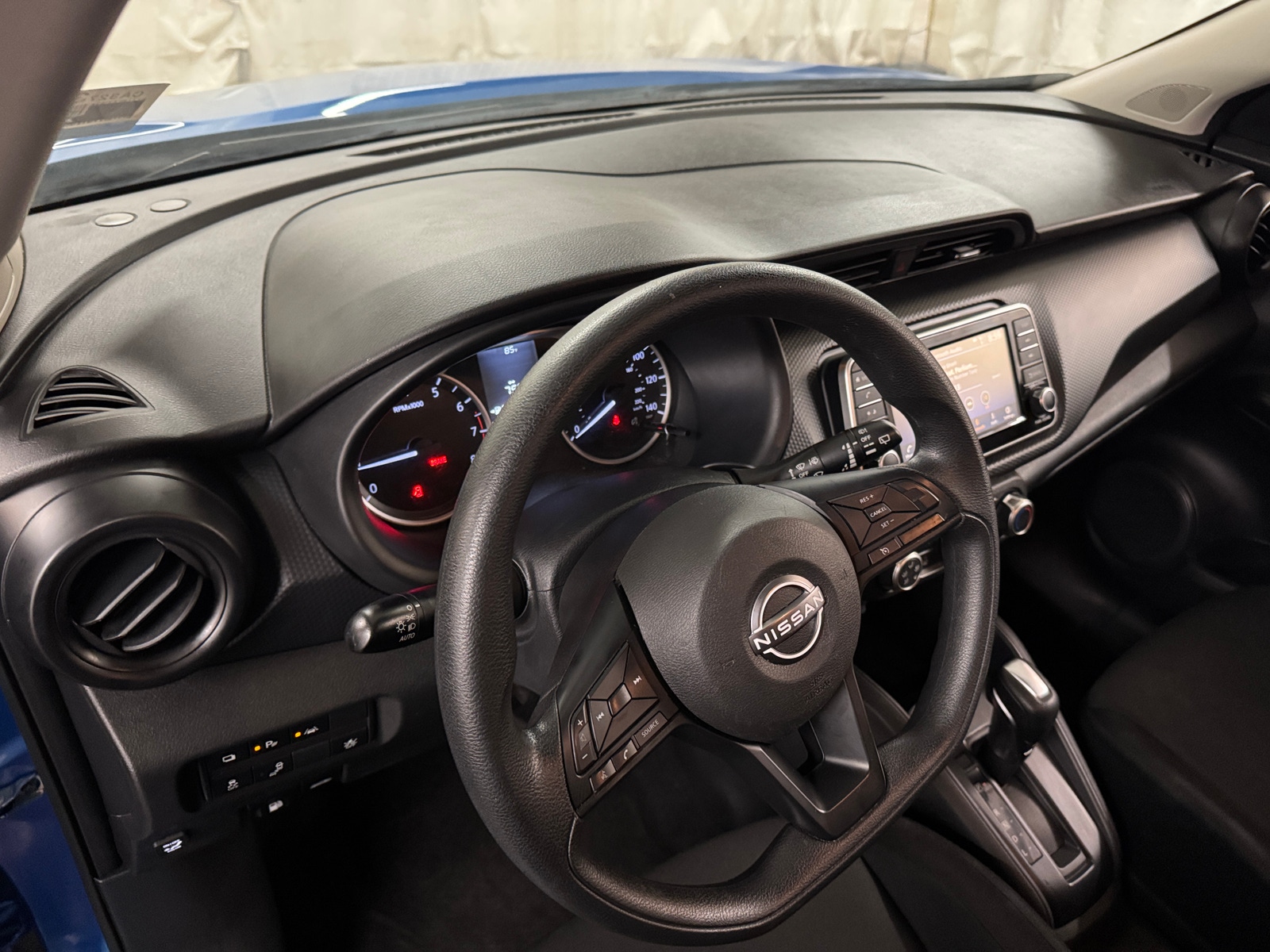 Thumbnail: 2023 Nissan Kicks - 3