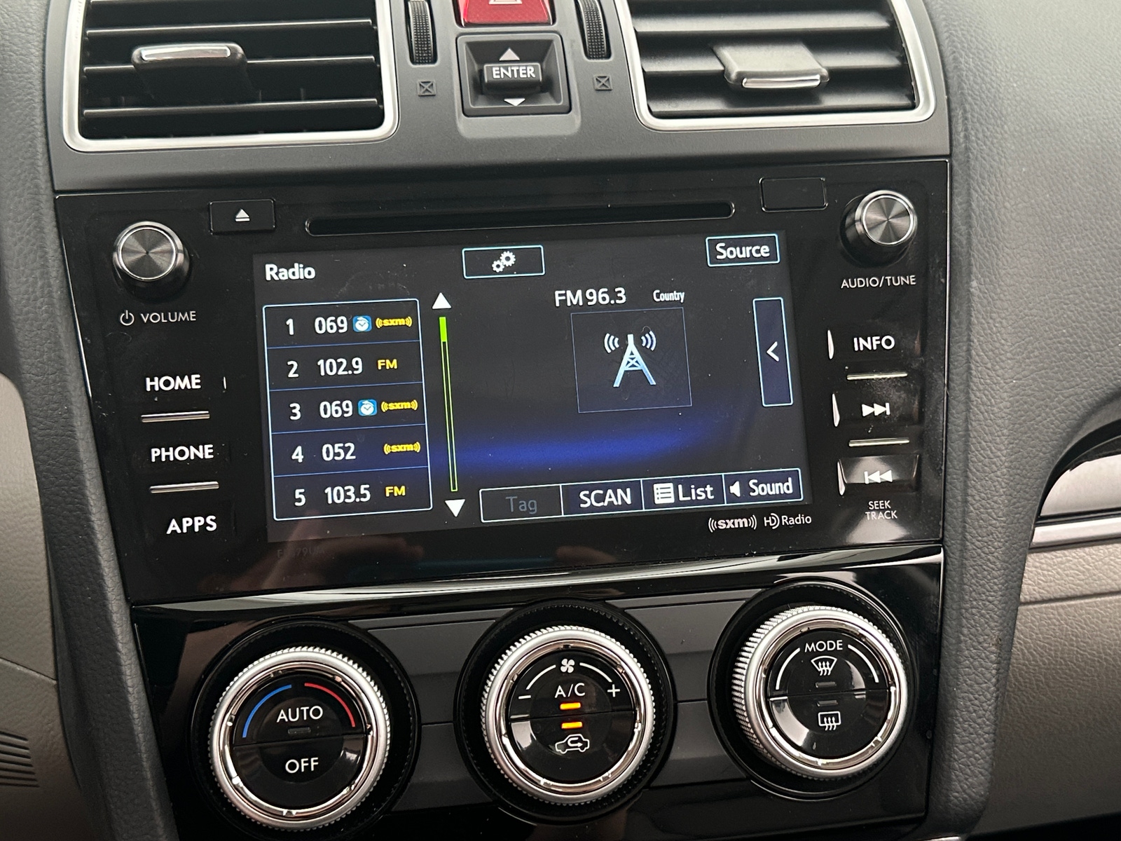 Thumbnail: 2018 Subaru Forester - 3