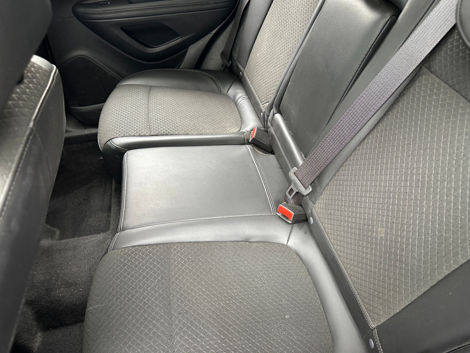 Thumbnail: 2019 Buick Encore - 6