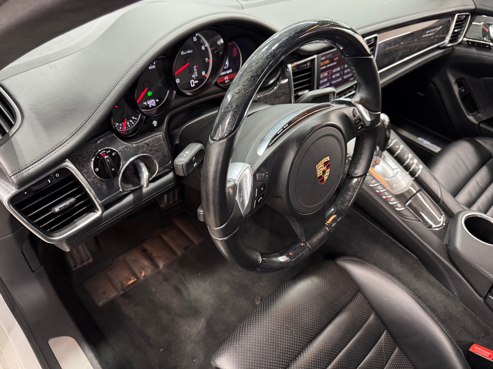 Thumbnail: 2012 Porsche Panamera - 2