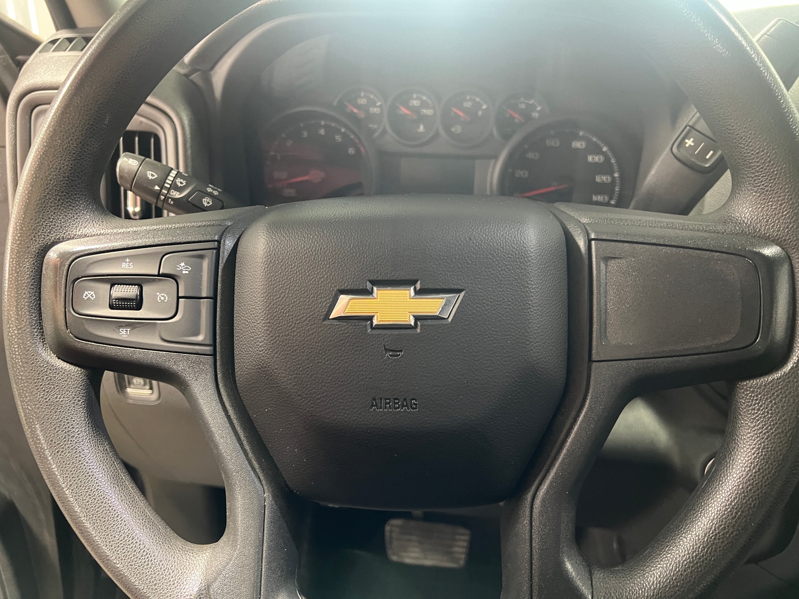 Thumbnail: 2022 Chevrolet Silverado 1500 - 5