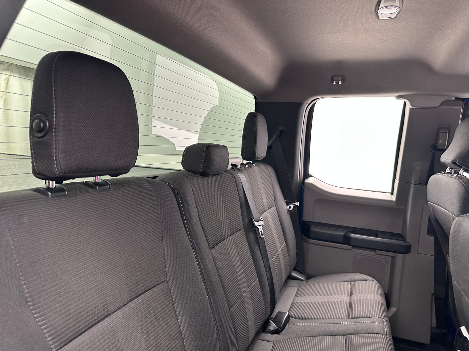 Thumbnail: 2017 Ford Econoline - 6