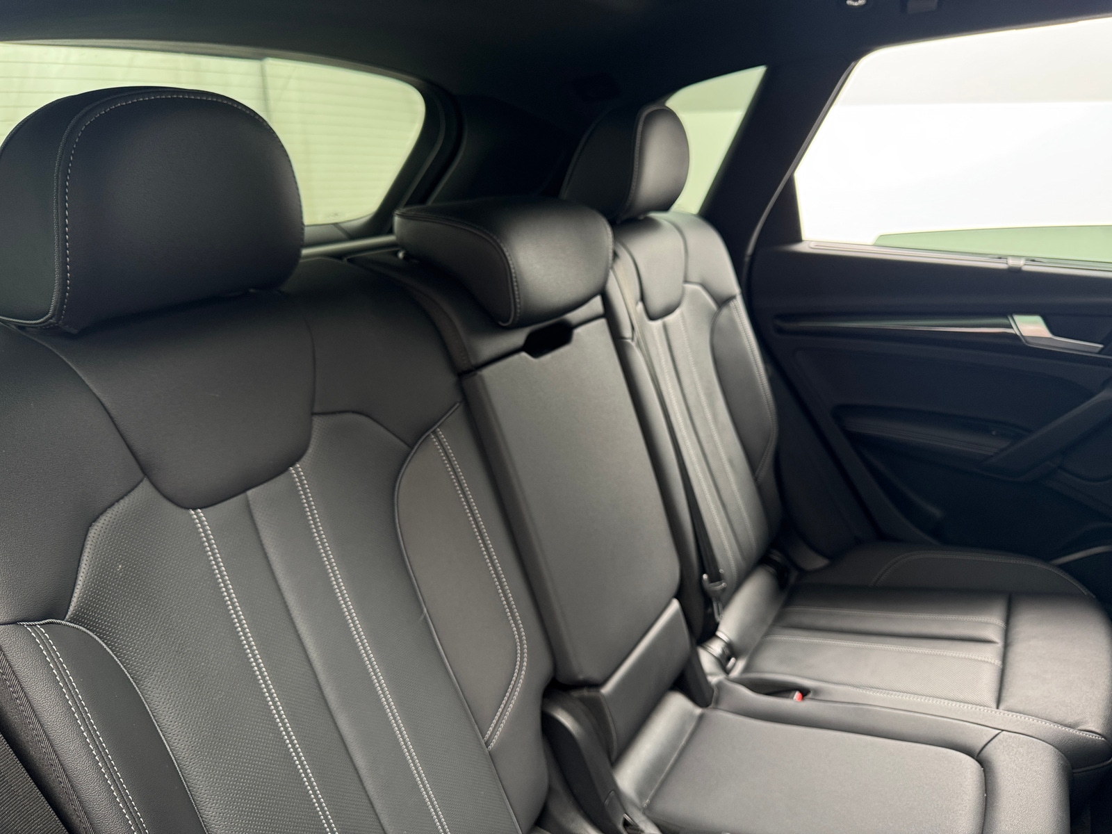 Thumbnail: 2022 Audi SQ5 - 5