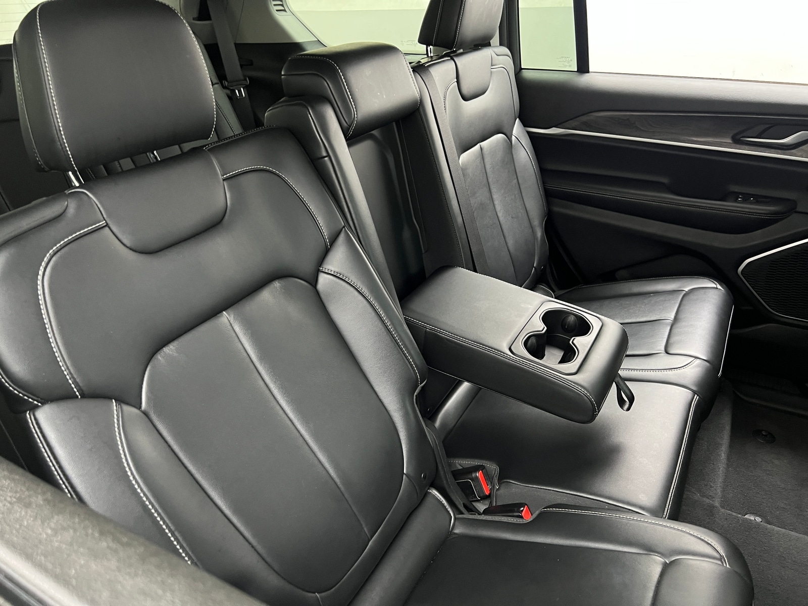 Thumbnail: 2021 Jeep Grand Cherokee L - 5