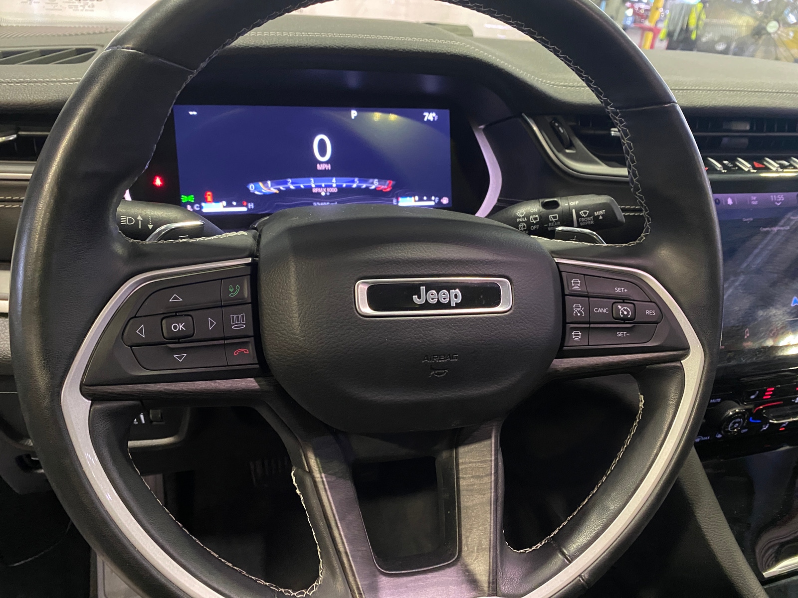 Thumbnail: 2021 Jeep Grand Cherokee L - 4