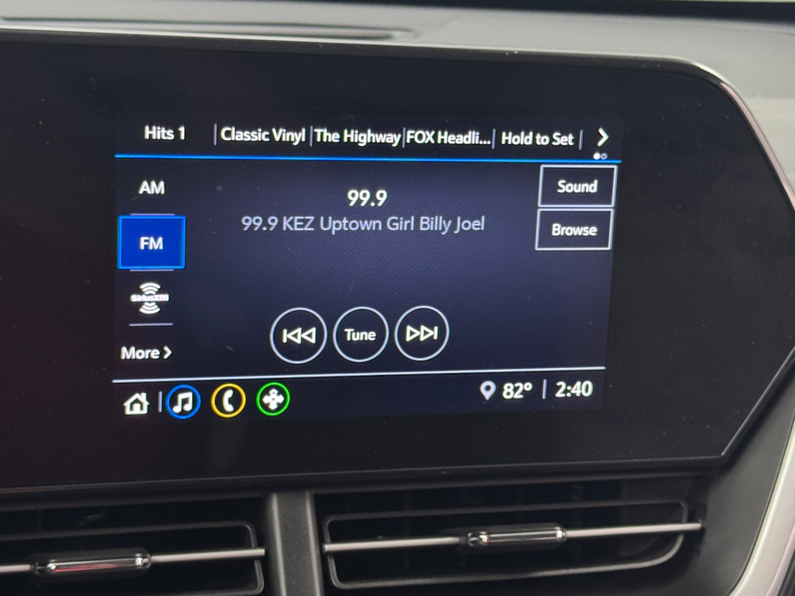 Thumbnail: 2024 Chevrolet Trax - 4