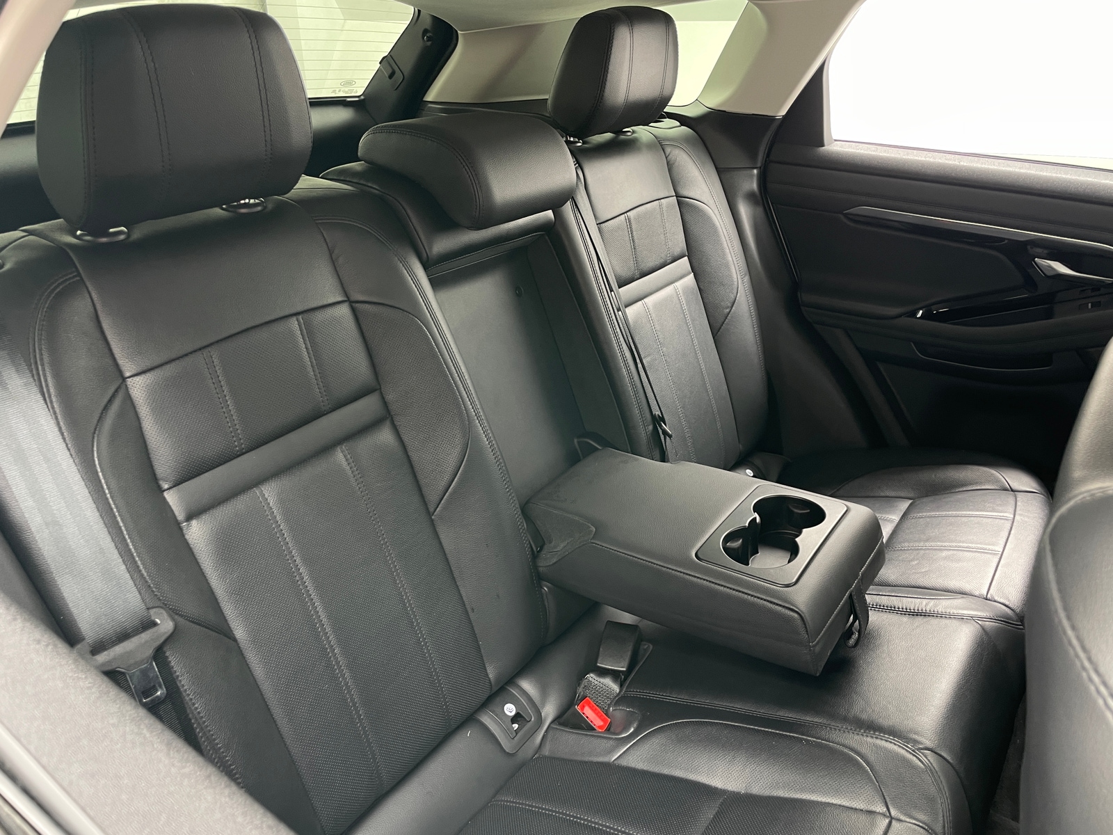 Thumbnail: 2021 Land Rover Range Rover Evoque - 5