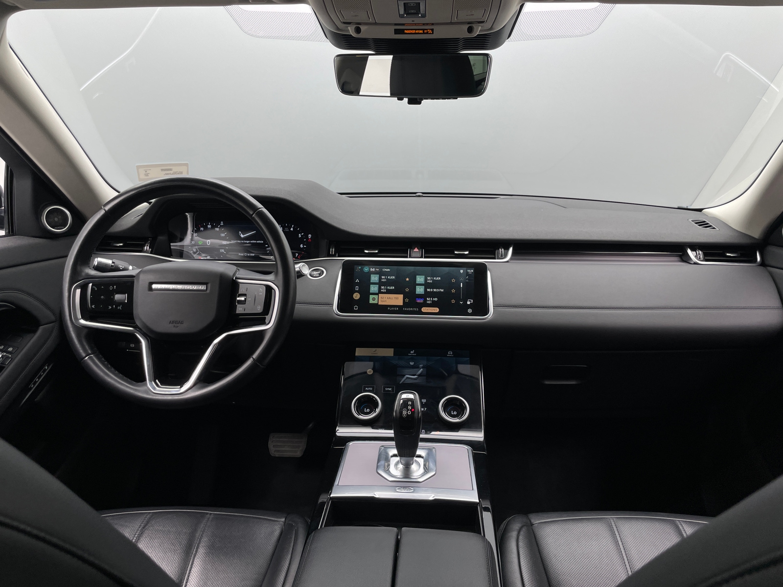 Thumbnail: 2021 Land Rover Range Rover Evoque - 2