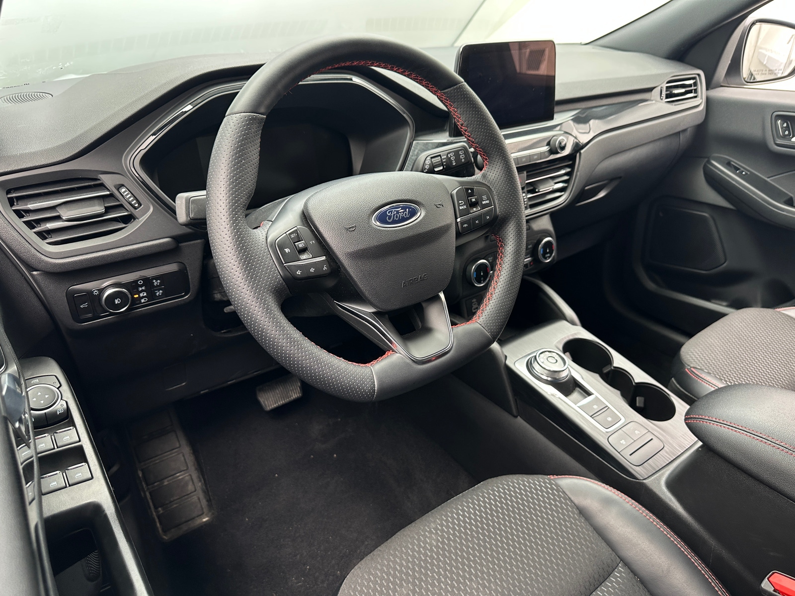 Thumbnail: 2025 Ford Escape - 3
