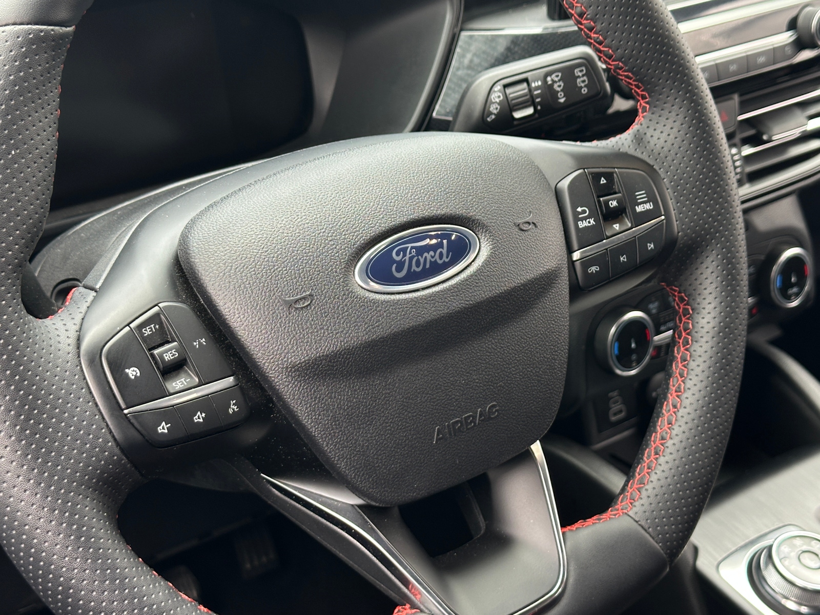 Thumbnail: 2025 Ford Escape - 5