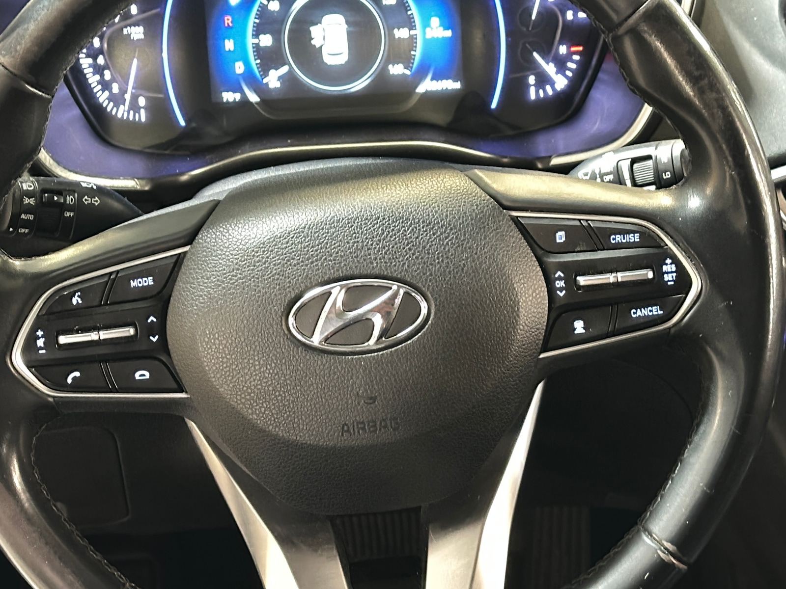 Thumbnail: 2019 Hyundai Santa Fe - 4
