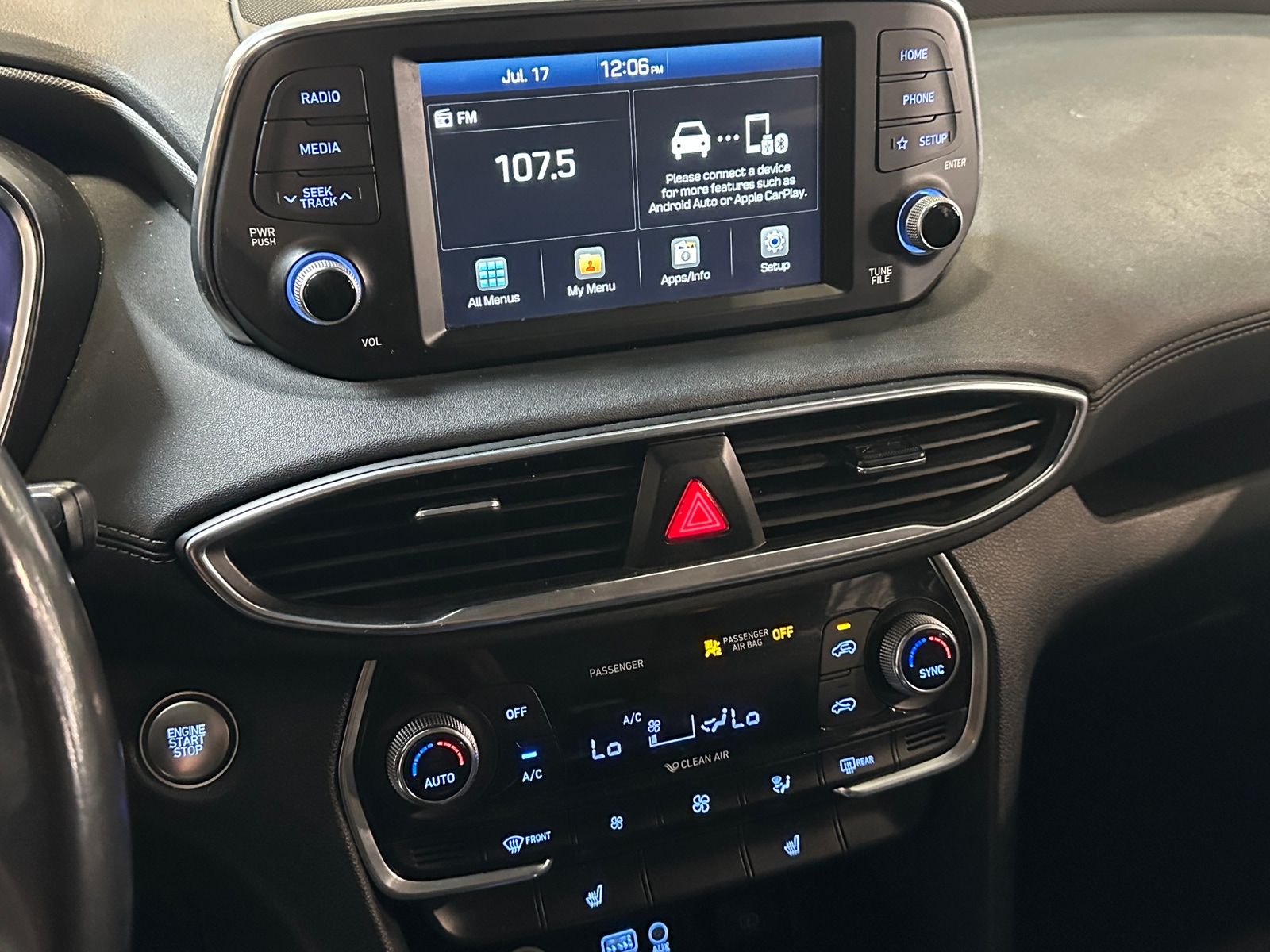 Thumbnail: 2019 Hyundai Santa Fe - 3