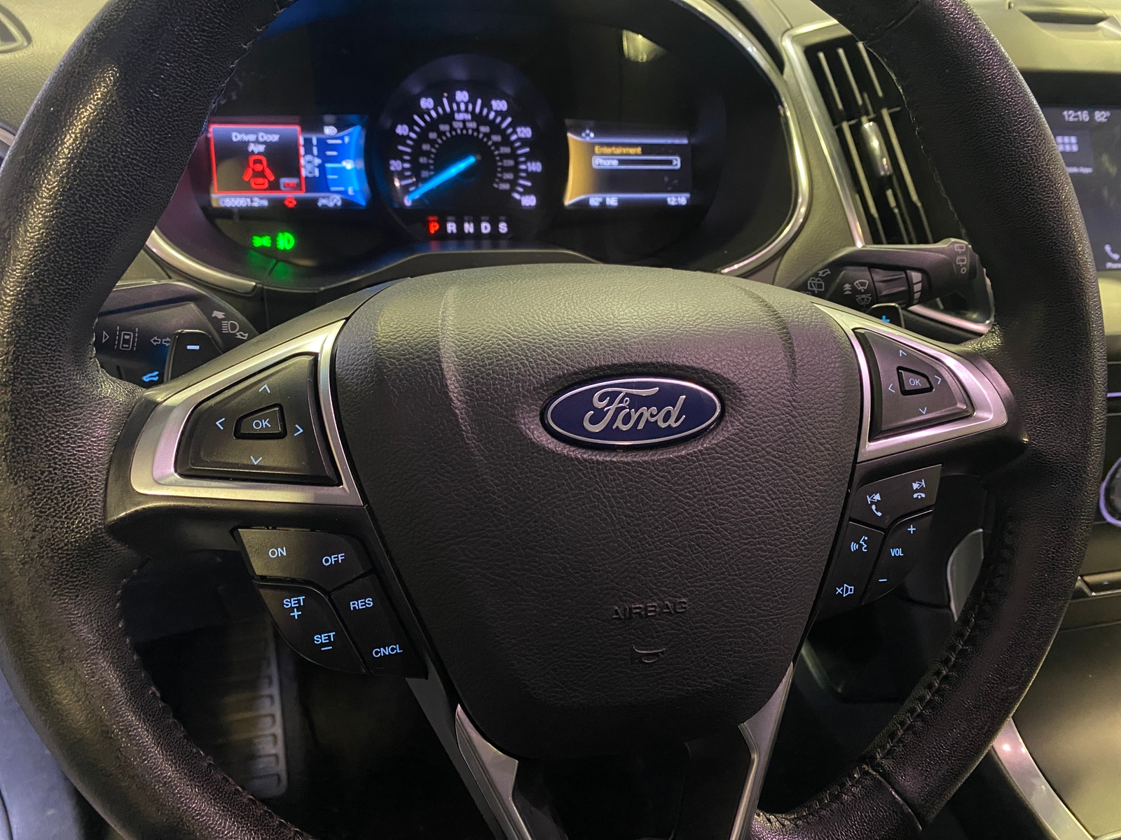 Thumbnail: 2019 Ford Edge - 4