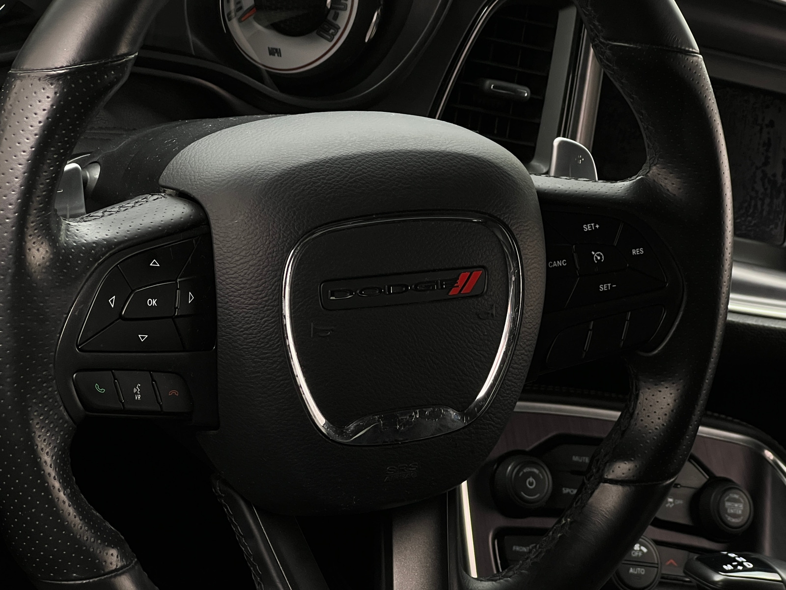 Thumbnail: 2018 Dodge Challenger - 4