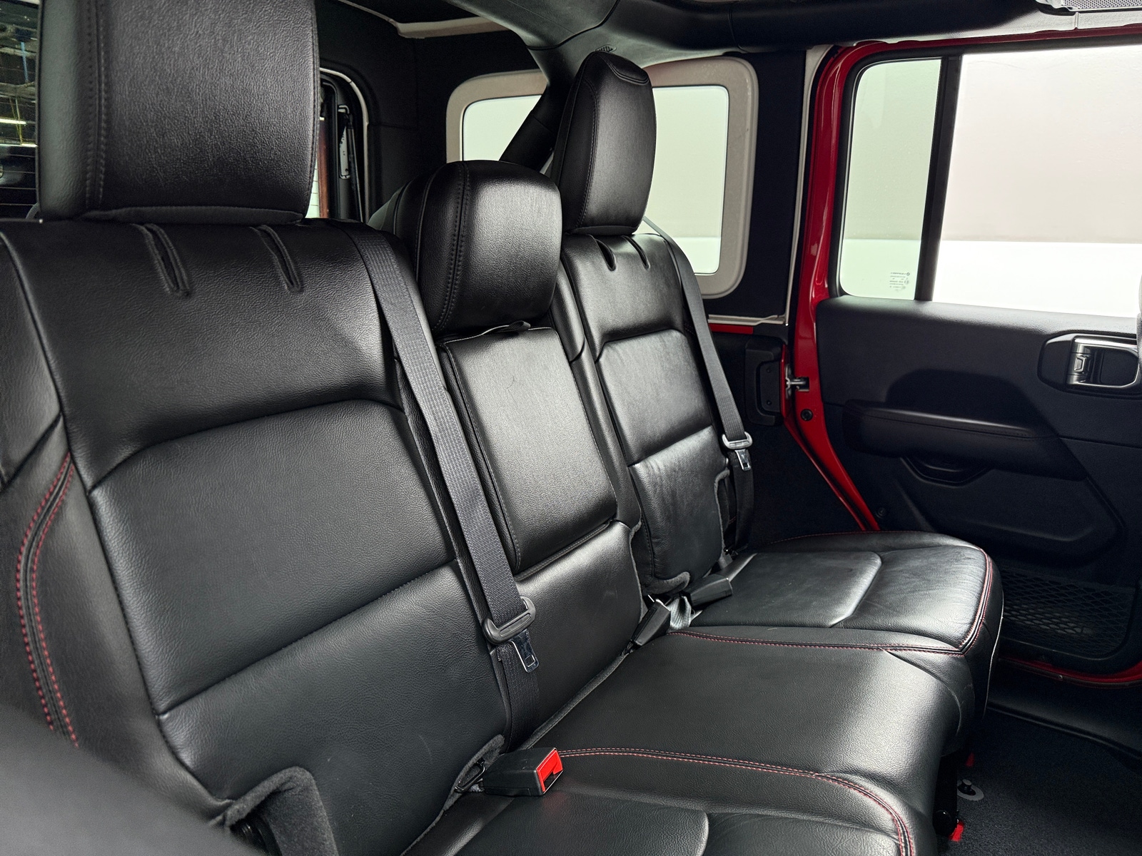 Thumbnail: 2021 Jeep Wrangler - 5