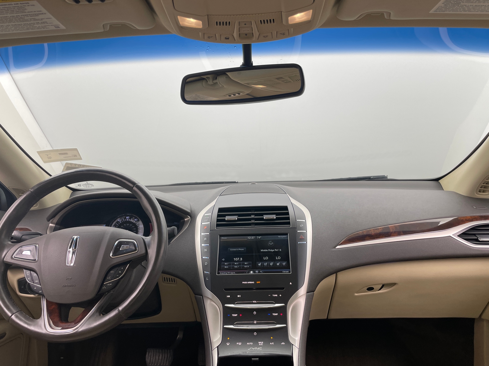Thumbnail: 2015 Lincoln MKZ - 2