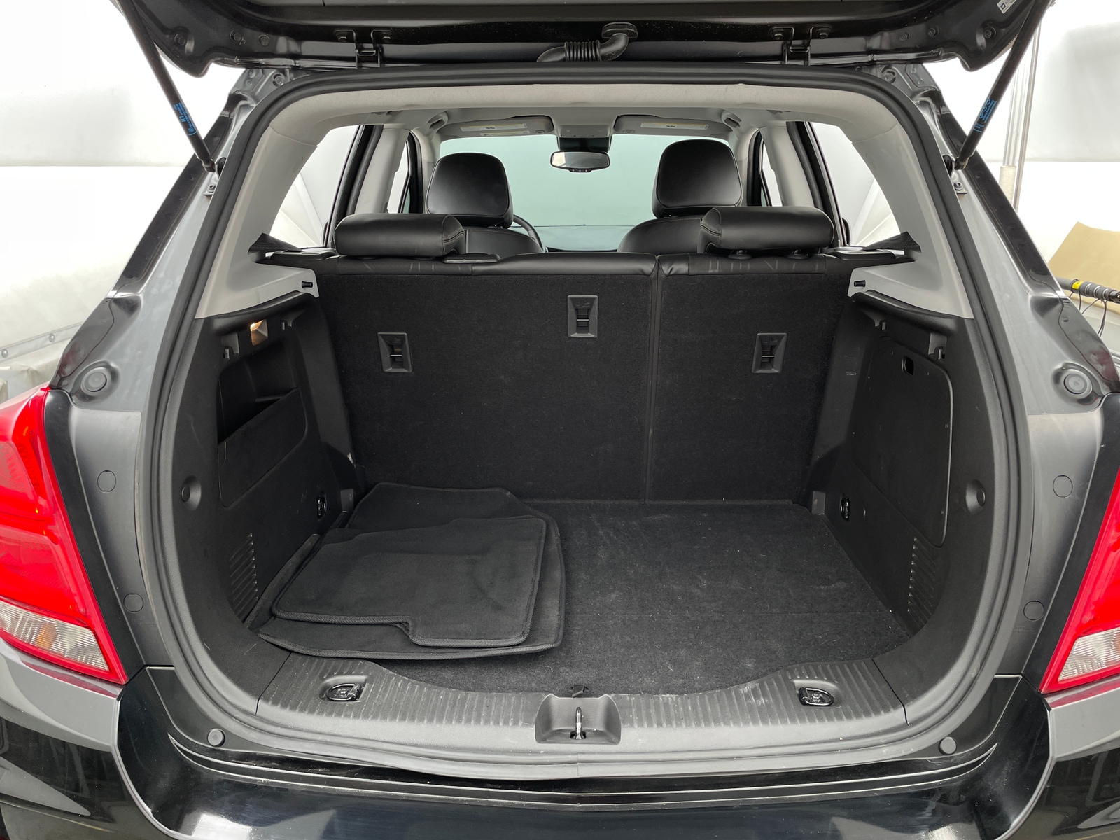 Thumbnail: 2019 Chevrolet Trax - 6