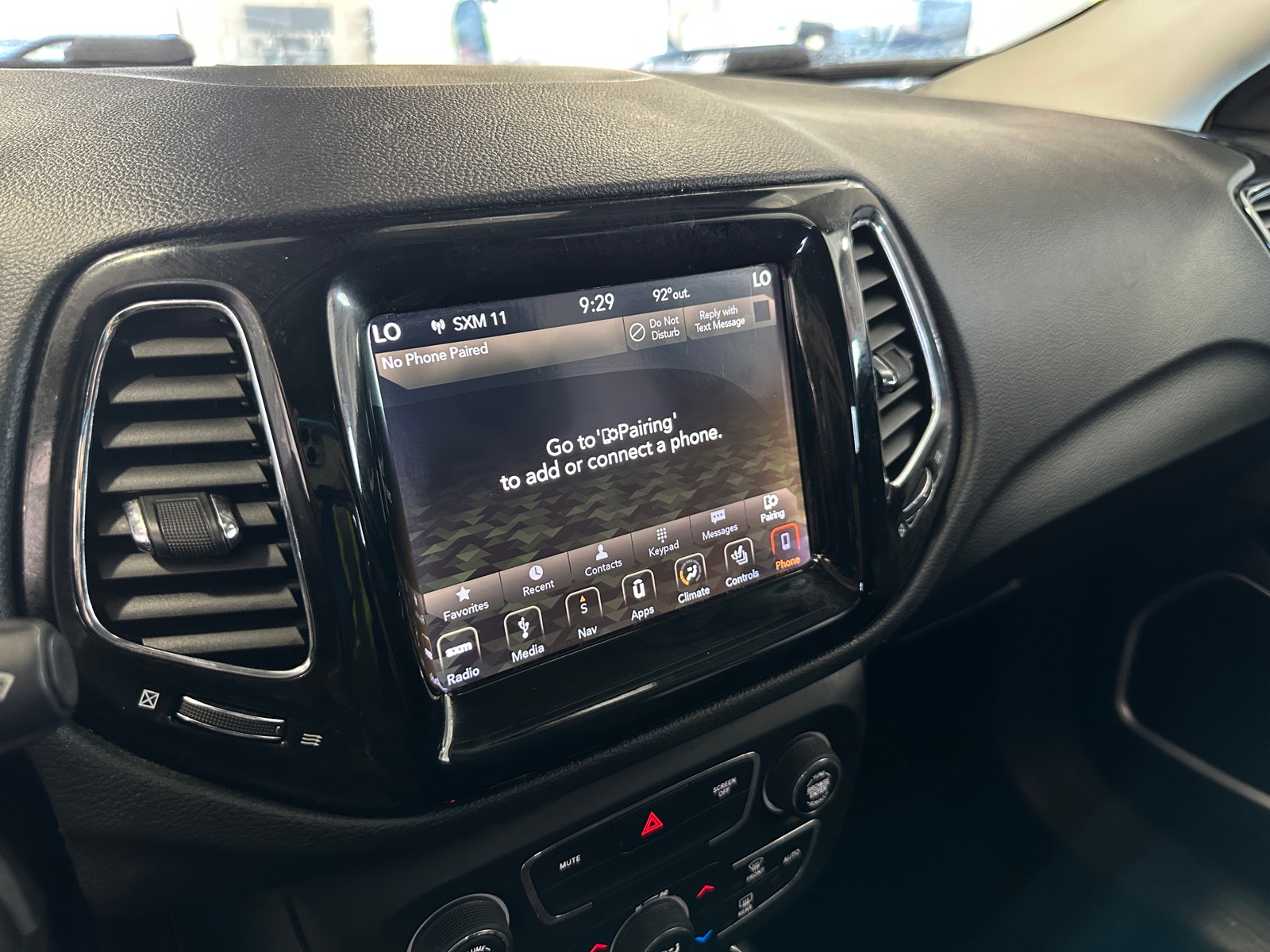 Thumbnail: 2018 Jeep Compass - 3