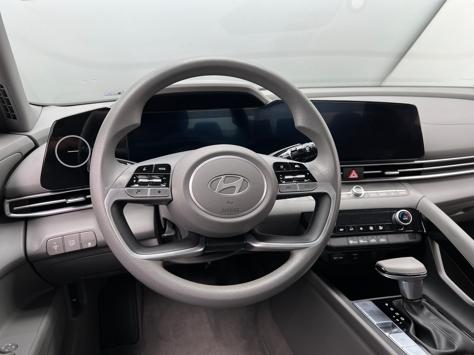 Thumbnail: 2024 Hyundai Elantra - 5
